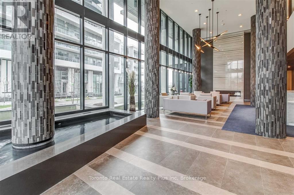 403 - 39 Annie Craig Drive, Toronto, ON - Indoor Photo Showing Other Room