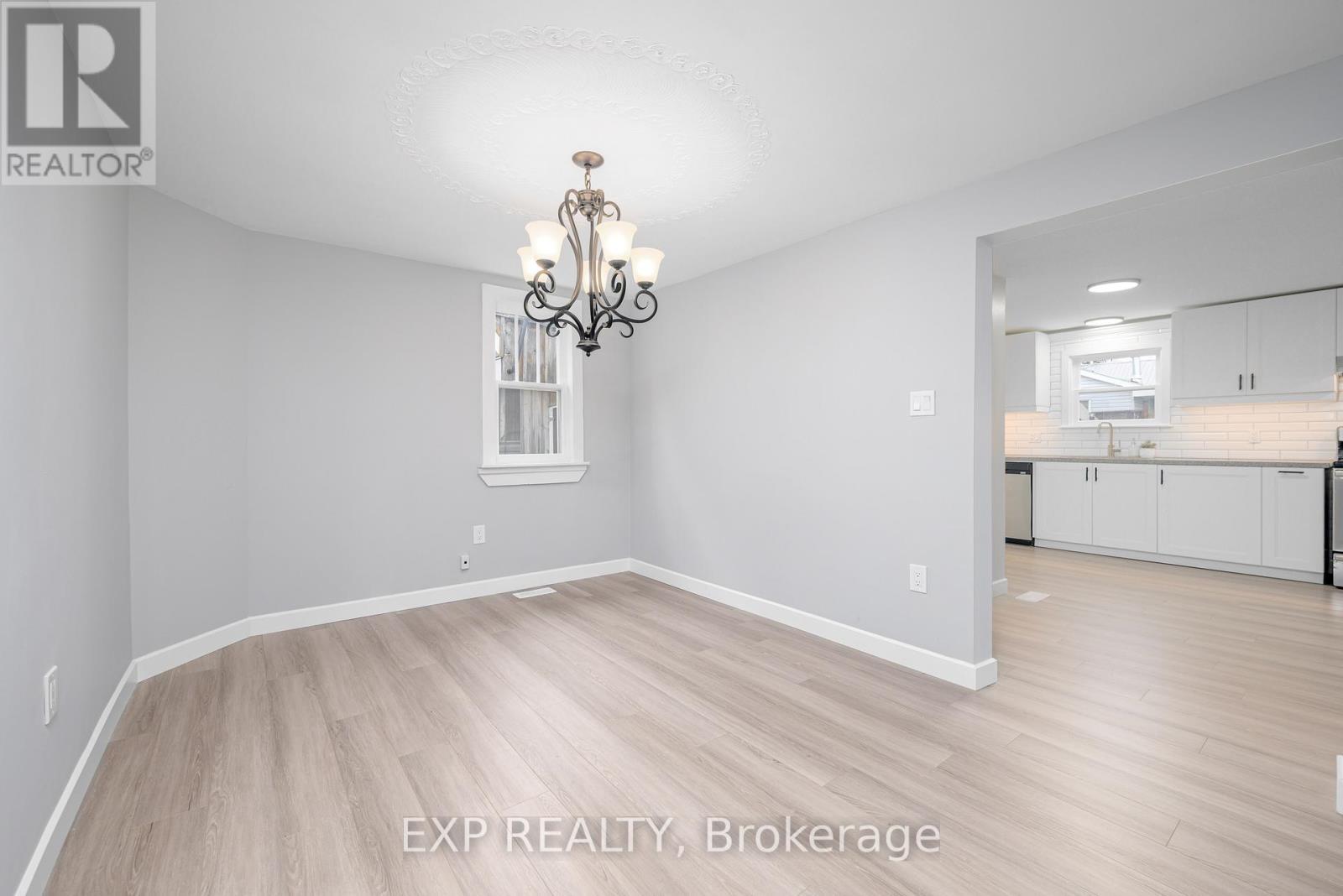 46 Young Street, Hastings Highlands, ON - Indoor