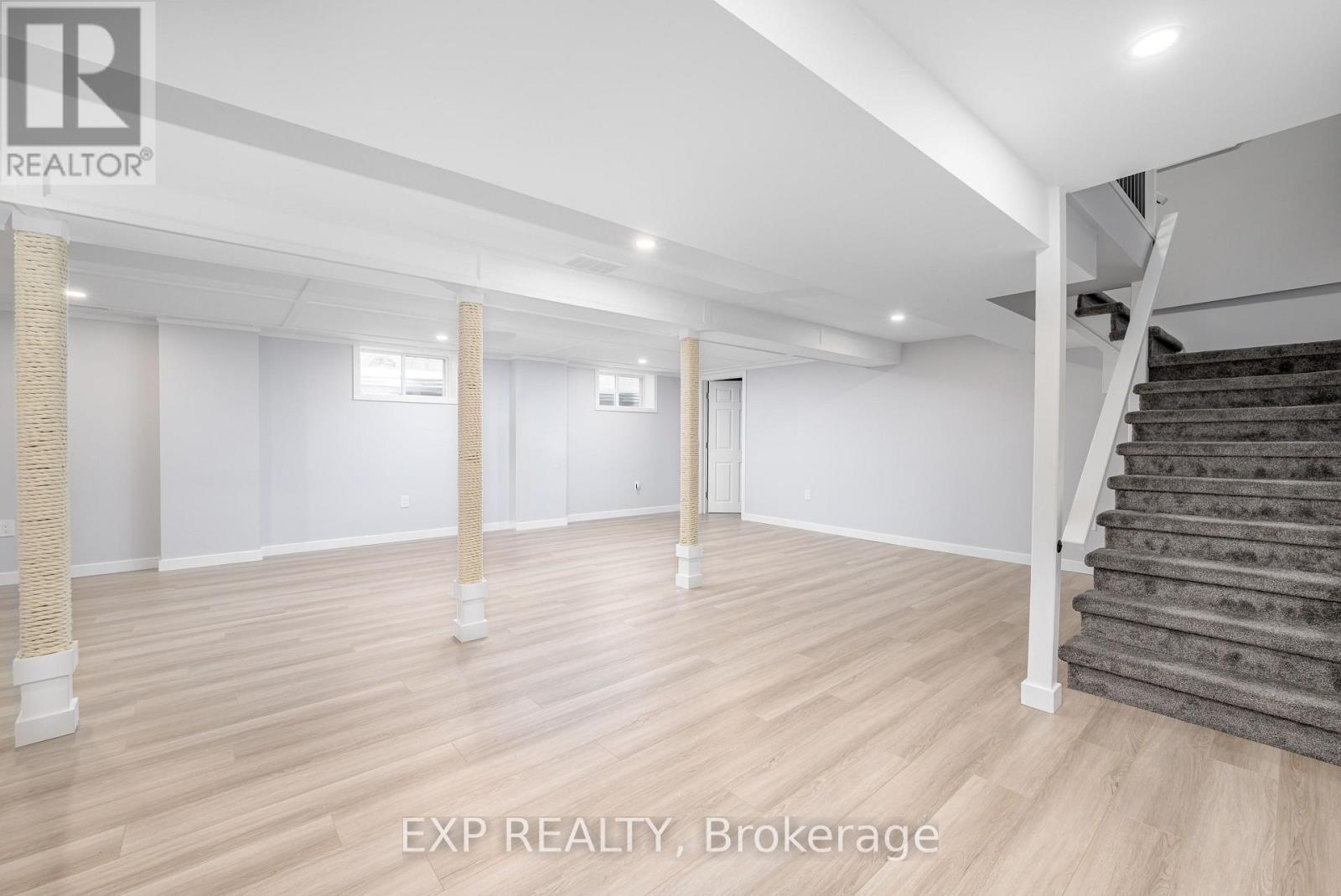 46 Young Street, Hastings Highlands, ON - Indoor