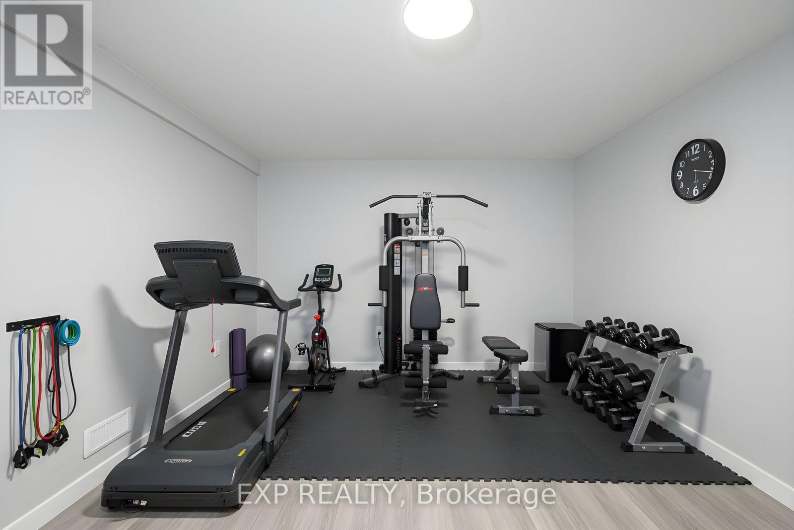46 Young Street, Hastings Highlands, ON - Indoor Photo Showing Gym Room