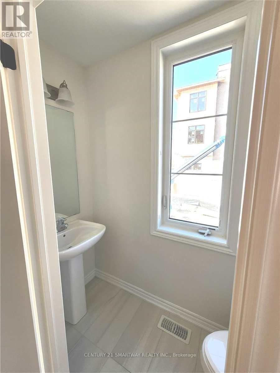 52 Vestry Way, Brampton, ON - Indoor Photo Showing Bathroom