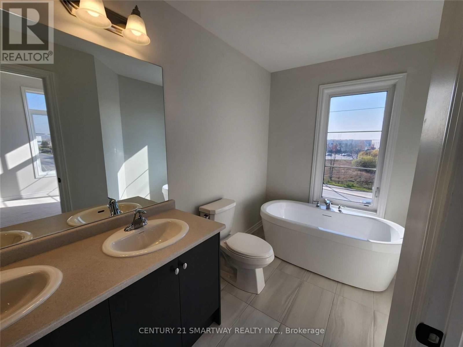 52 Vestry Way, Brampton, ON - Indoor Photo Showing Bathroom