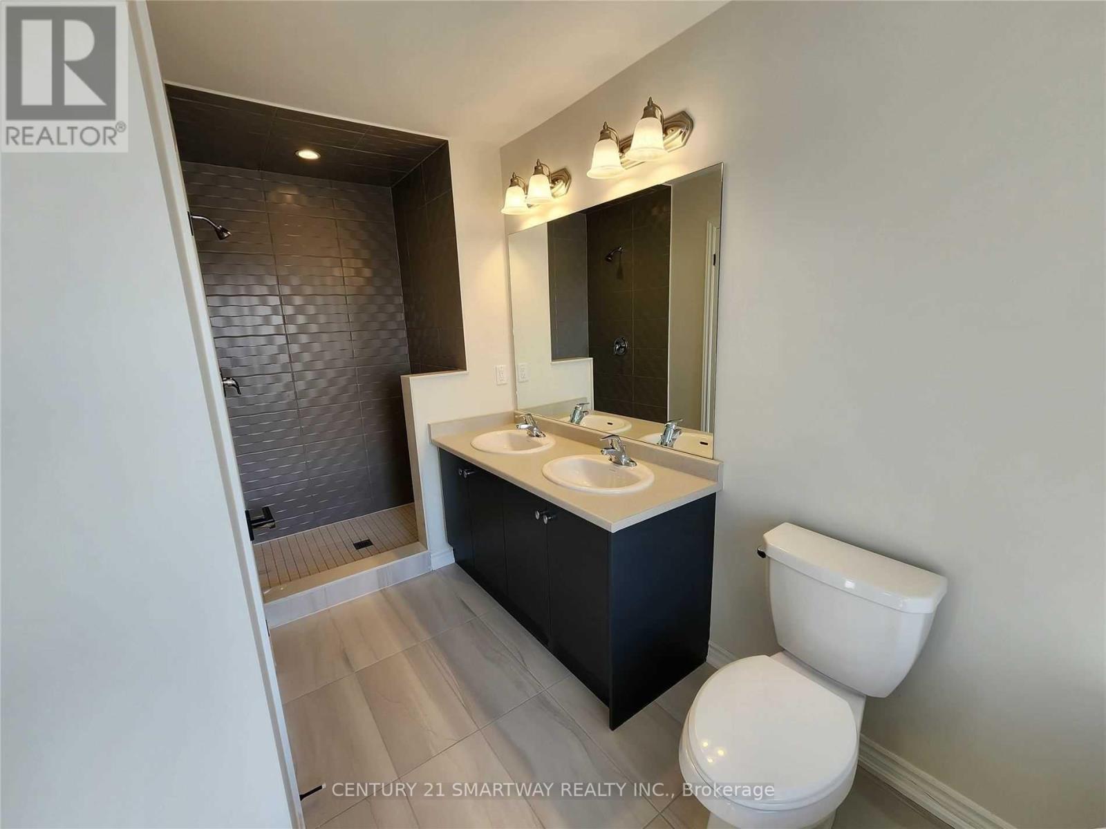 52 Vestry Way, Brampton, ON - Indoor Photo Showing Bathroom