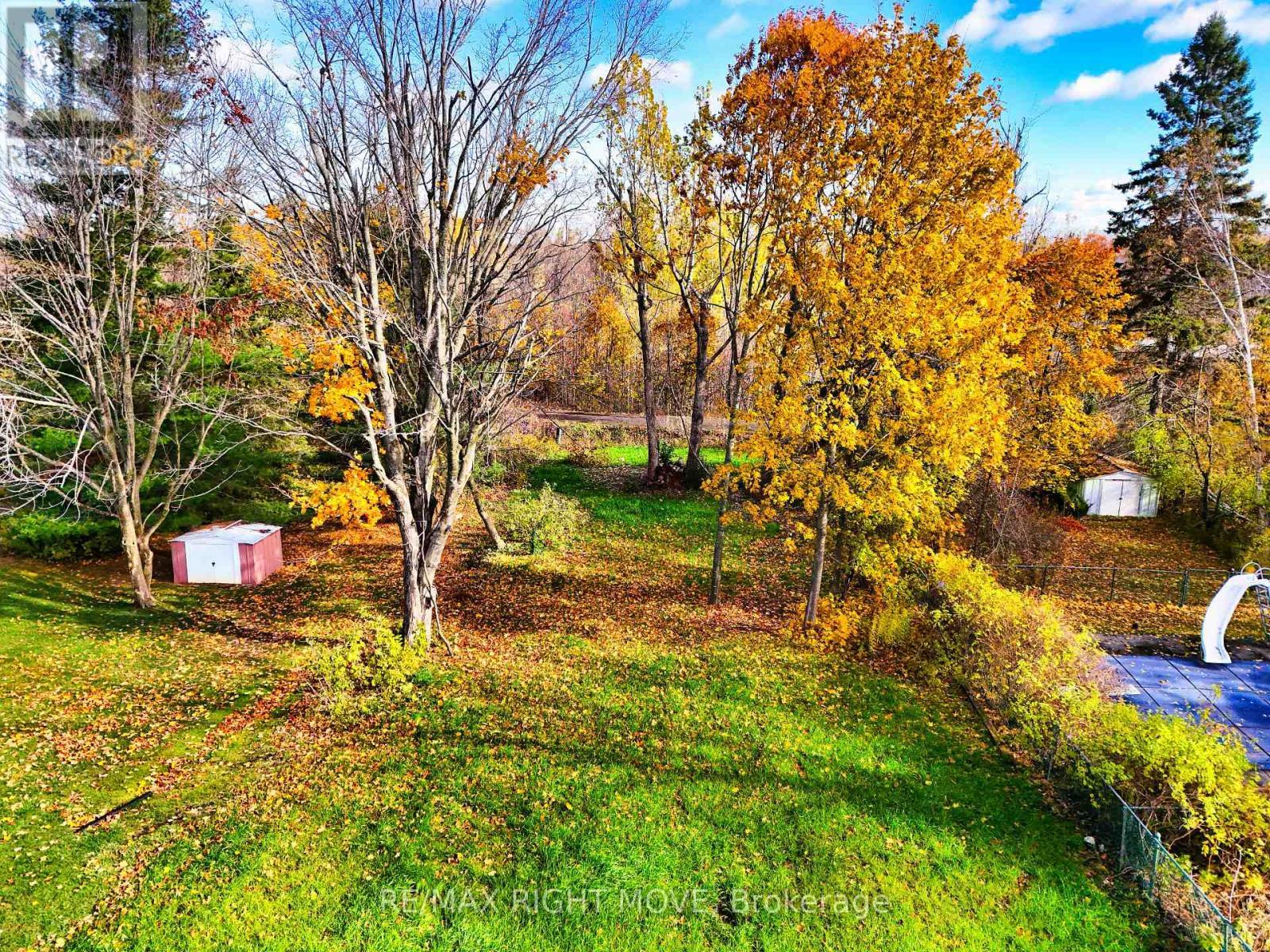 406 Sundial Drive, Orillia, ON - Outdoor