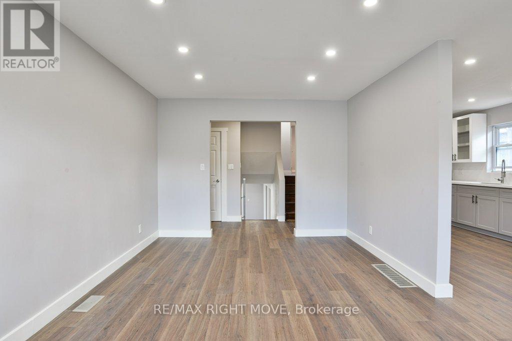 406 Sundial Drive, Orillia, ON - Indoor Photo Showing Other Room