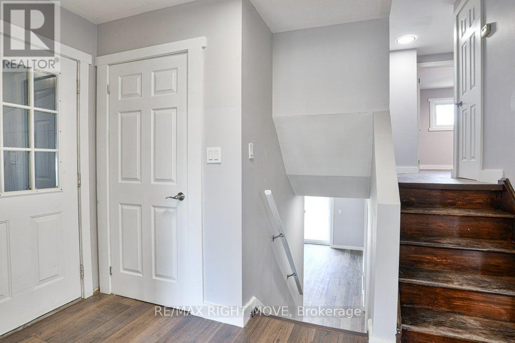 406 Sundial Drive, Orillia, ON - Indoor Photo Showing Other Room