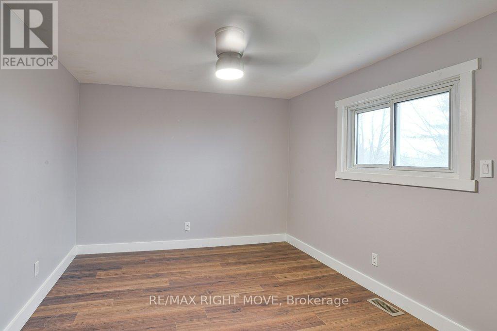 406 Sundial Drive, Orillia, ON - Indoor Photo Showing Other Room