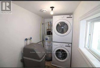 251 Upper - 253 Douro Street, Stratford, ON - Indoor Photo Showing Laundry Room