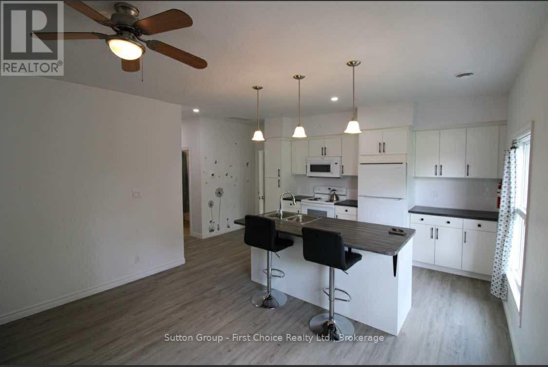 251 Upper - 253 Douro Street, Stratford, ON - Indoor Photo Showing Kitchen