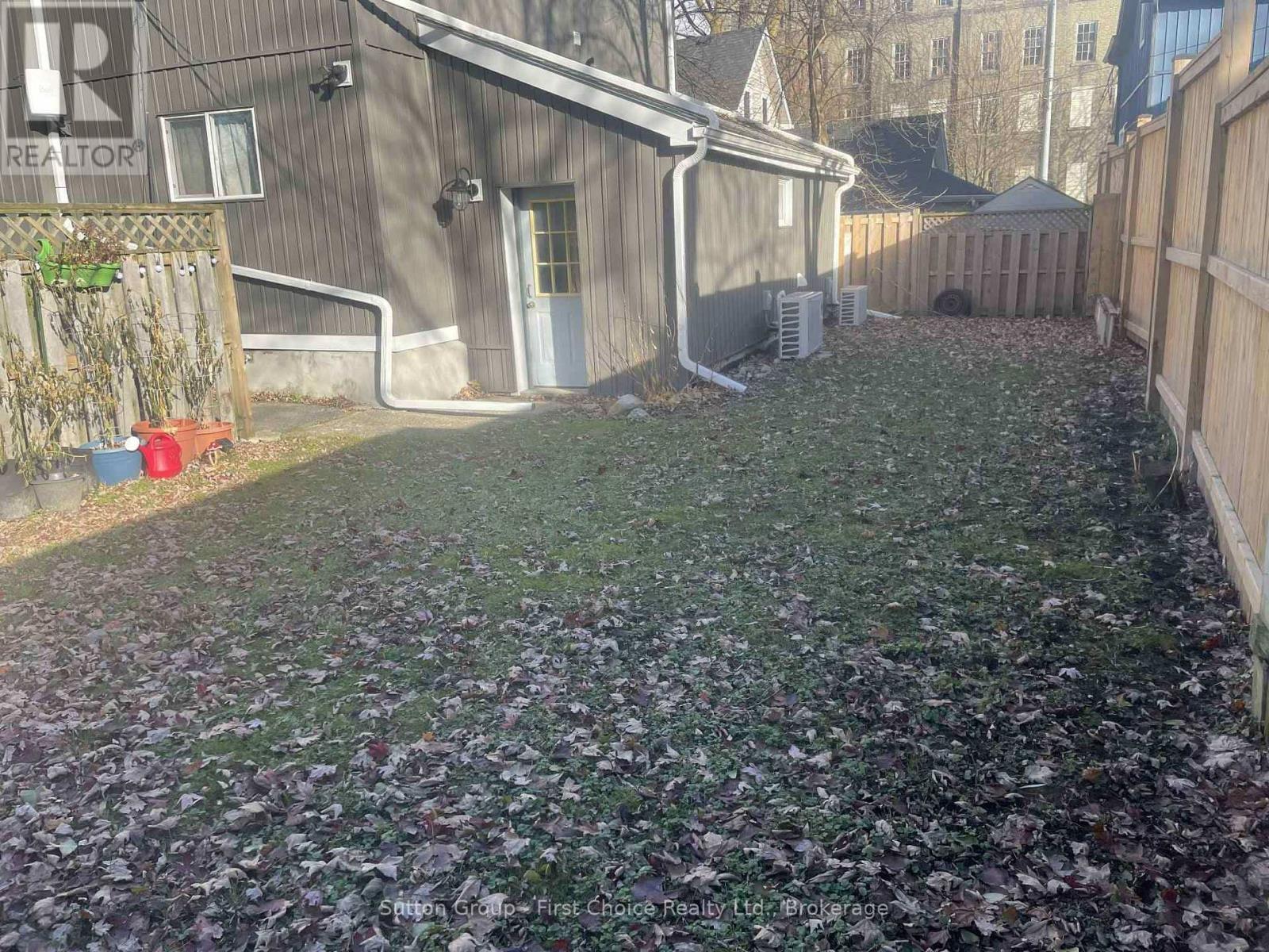 251 Upper - 253 Douro Street, Stratford, ON - Outdoor