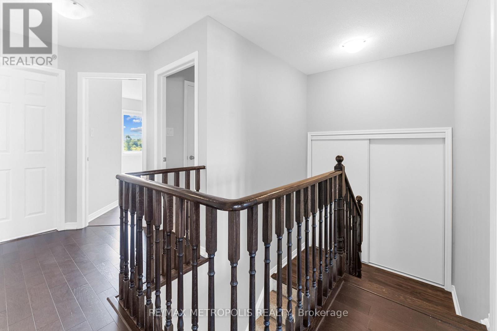 83 Longboat Run Road W, Brantford, ON - Indoor Photo Showing Other Room