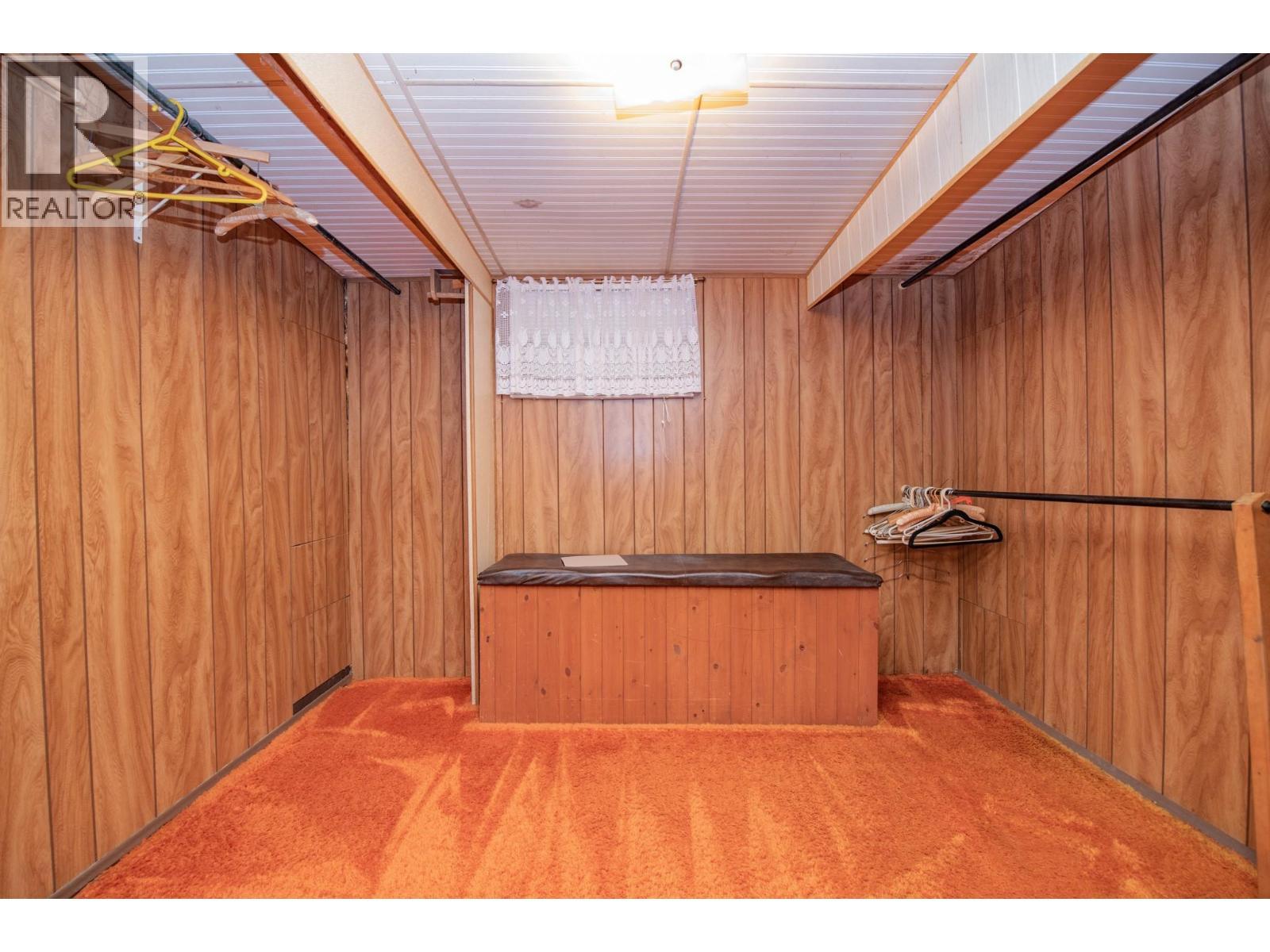 Walk in Closet - 844 Hutley Road Unit# 7, Spallumcheen, BC