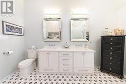 Master Ensuite -