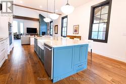 Kitchen- Quartz Counter Tops -