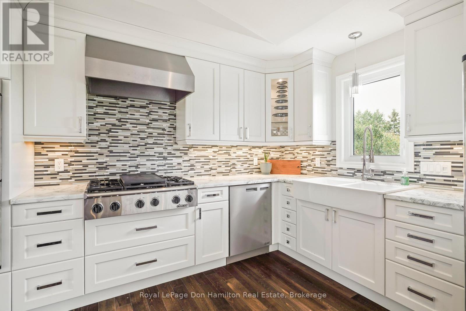 1009 Queen Street, Howick, ON