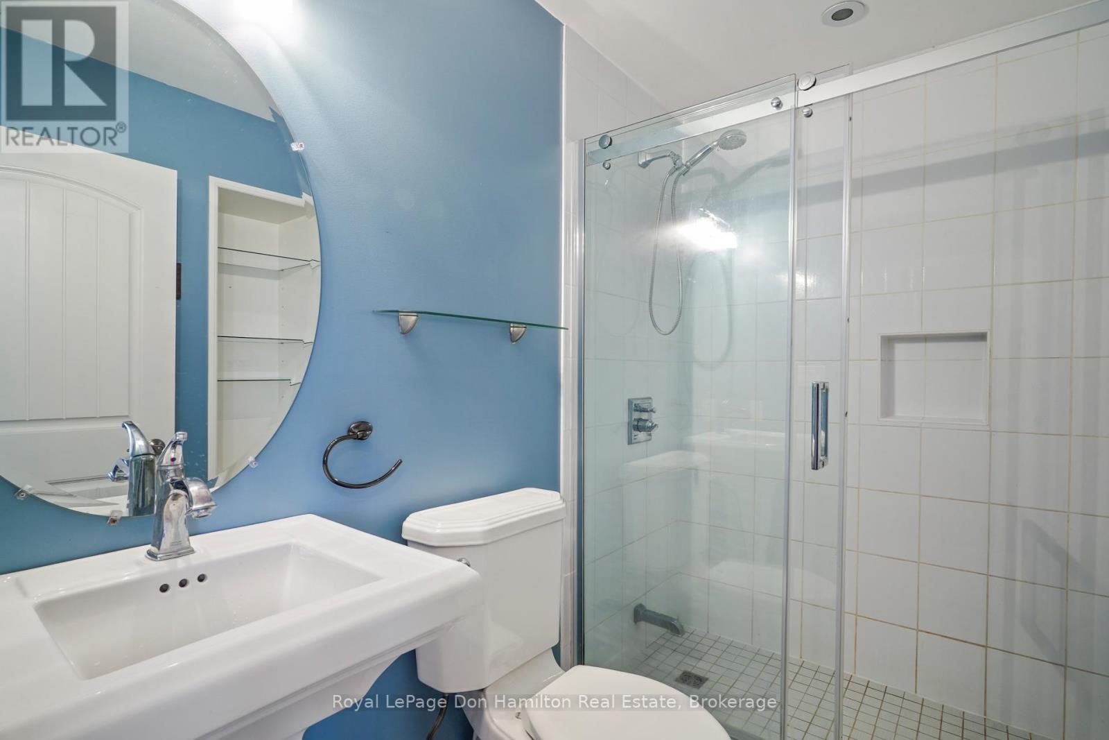 1009 Queen Street, Howick, ON