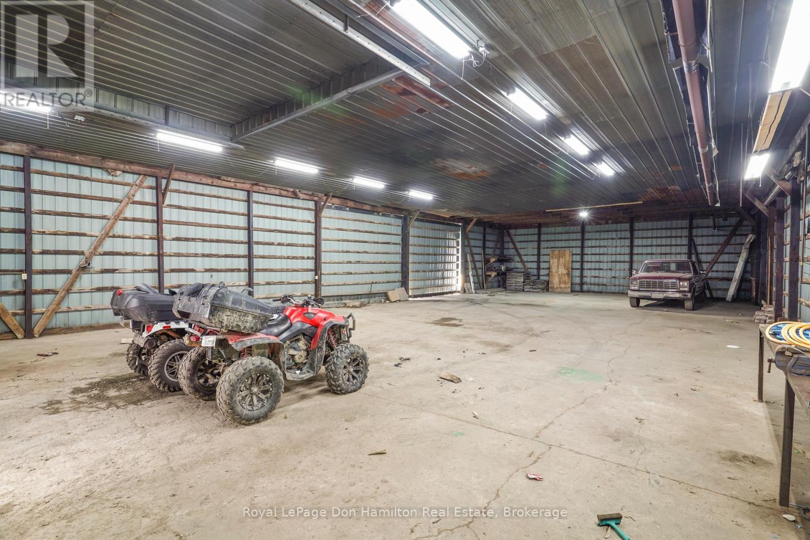 1009 Queen Street, Howick, ON