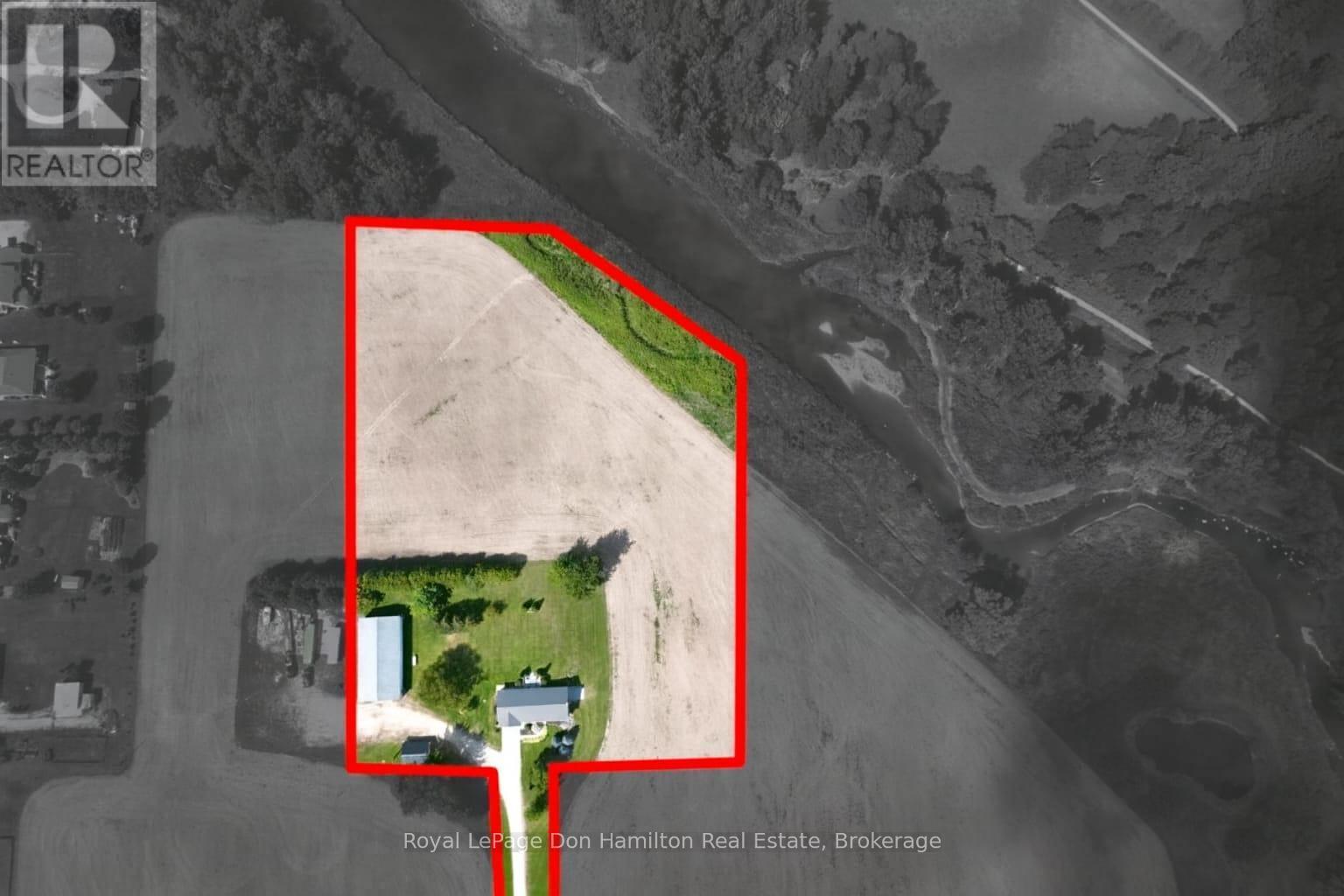 1009 Queen Street, Howick, ON