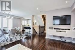 624 Mcconachie Common, Burlington, ON - Indoor Photo Showing Living Room