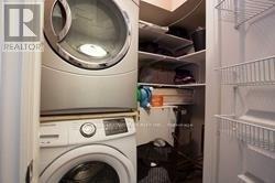 624 Mcconachie Common, Burlington, ON - Indoor Photo Showing Laundry Room