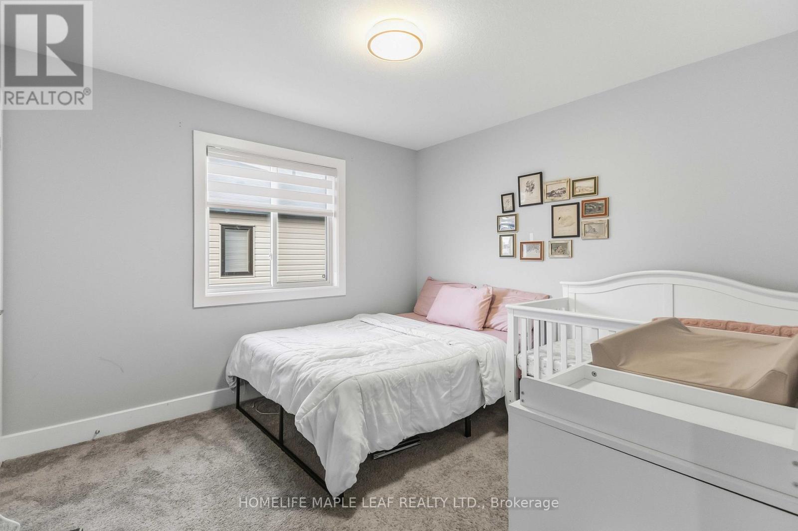 1576 Dylan Street, London East, ON - Indoor Photo Showing Bedroom