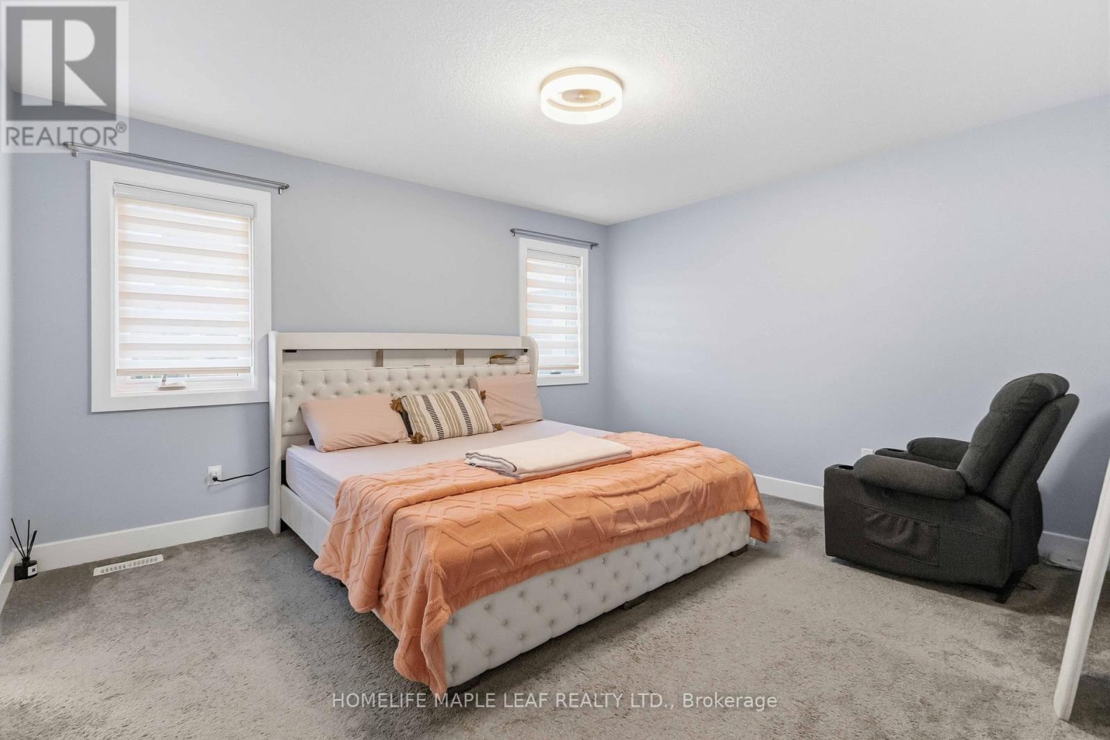 1576 Dylan Street, London East, ON - Indoor Photo Showing Bedroom