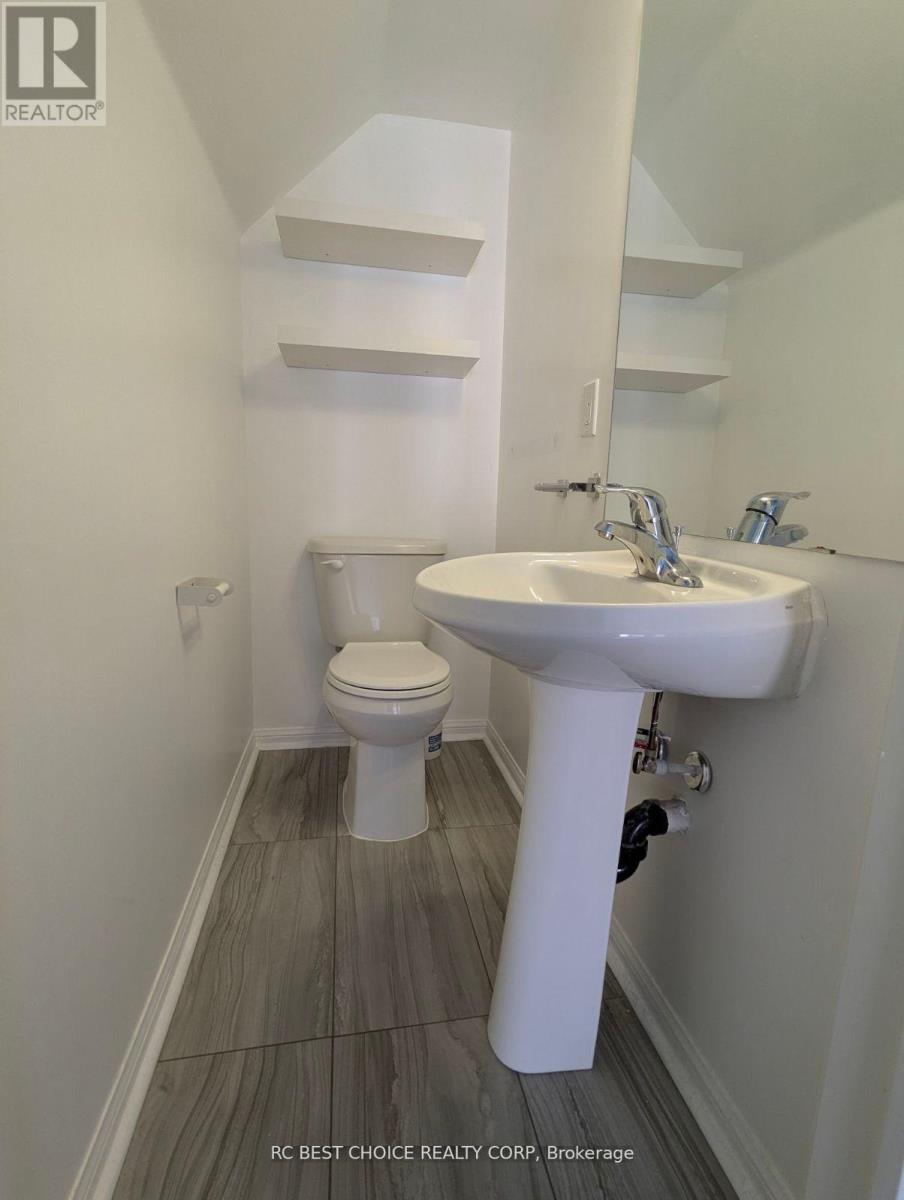 1229 - 22 Laidlaw Street, Toronto, ON - Indoor Photo Showing Bathroom