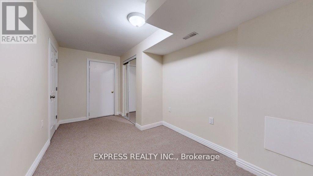 164 Mavrinac Boulevard, Aurora, ON - Indoor Photo Showing Other Room