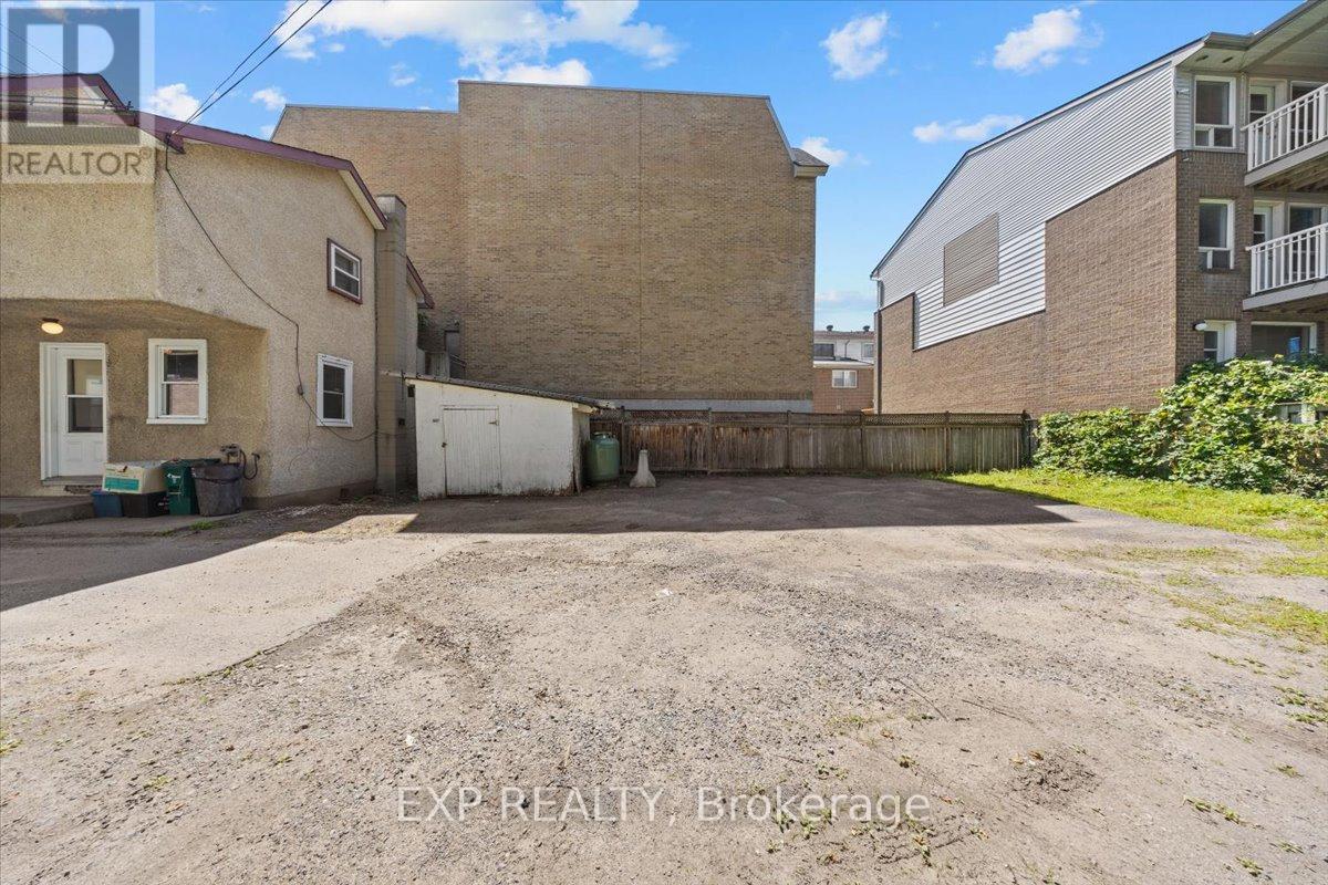 198 Hinchey Avenue, Ottawa, ON - Outdoor With Exterior