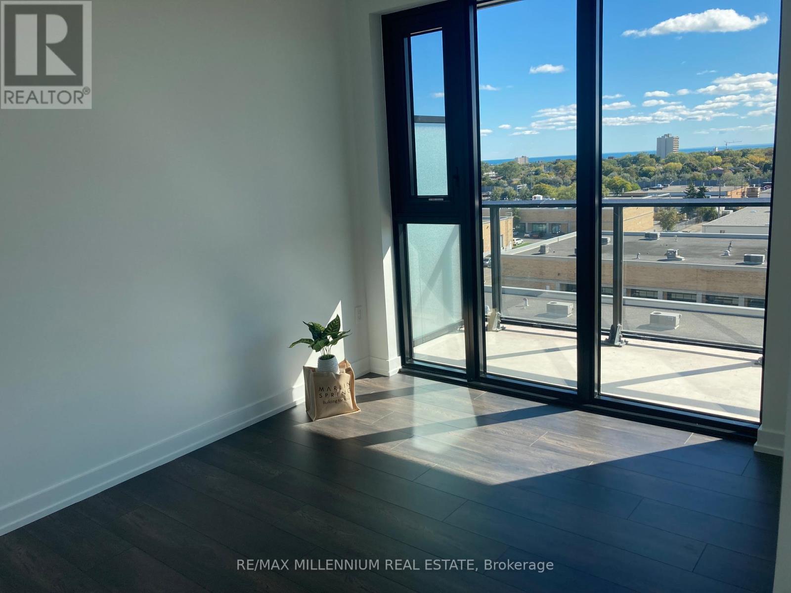 714 - 801 The Queensway, Toronto, ON - Indoor Photo Showing Other Room