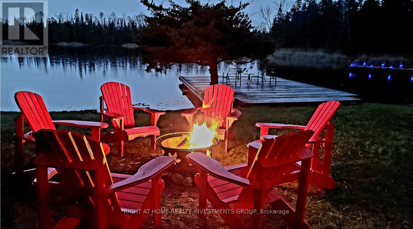 284 Kawartha Hideaway Road, Trent Lakes, ON - Outdoor With Body Of Water