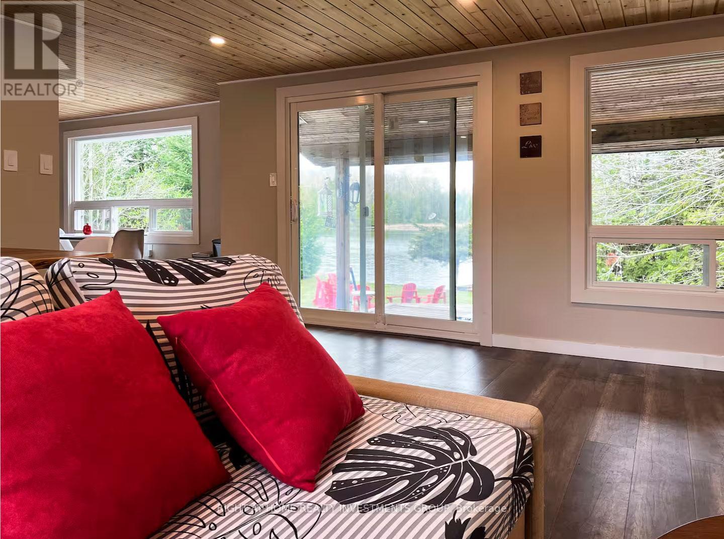 284 Kawartha Hideaway Road, Trent Lakes, ON - Indoor