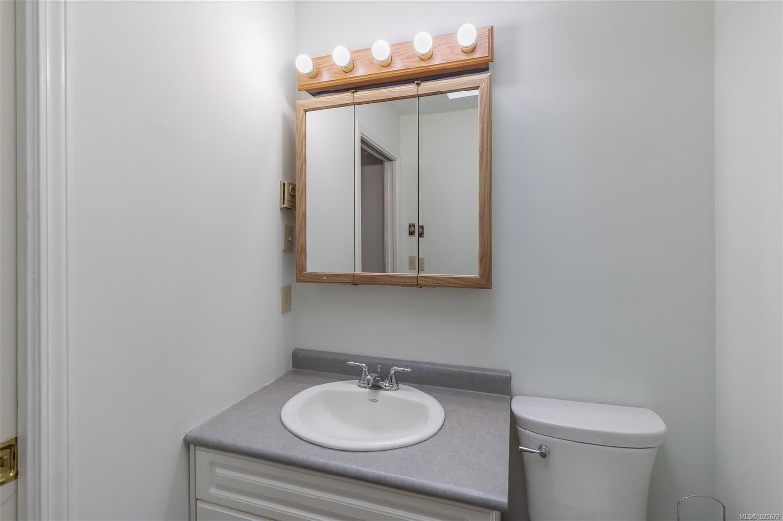 6253 Olympia Way, Nanaimo, BC