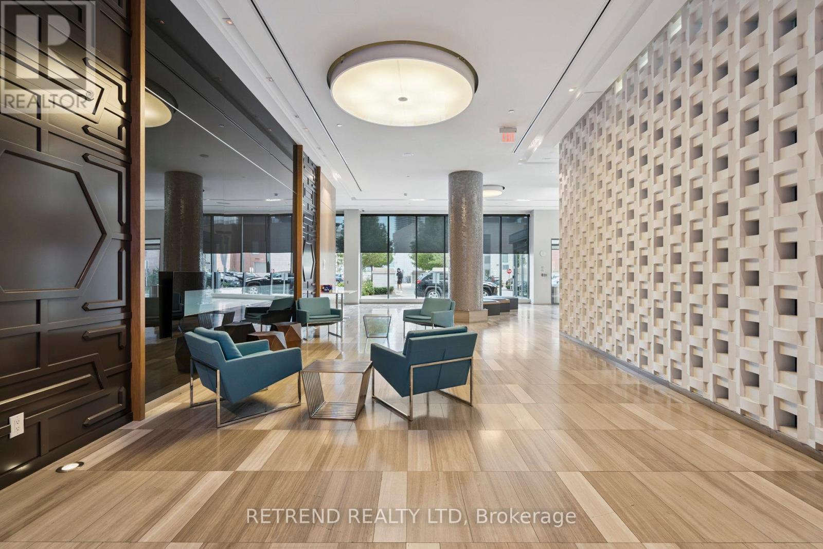 2403 - 36 Park Lawn Road, Toronto, ON - Indoor