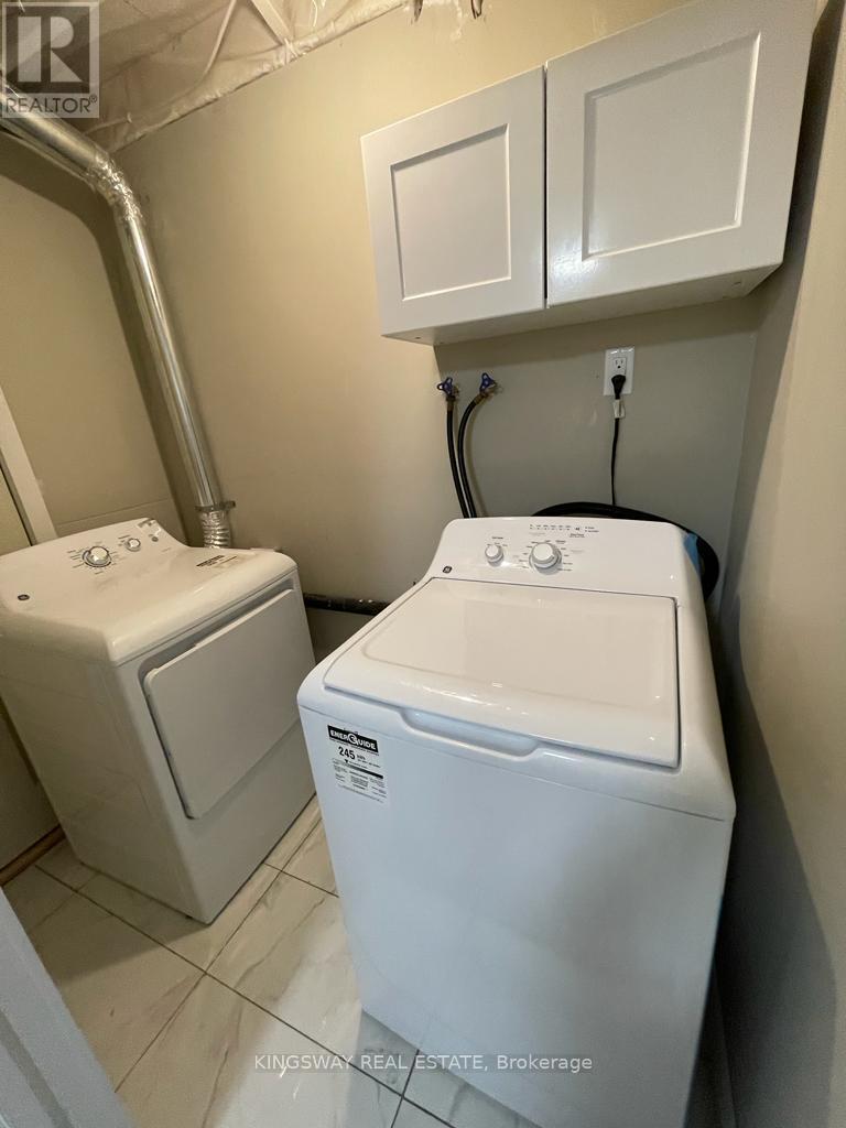 1 Highbook St. Street W, Kitchener, ON - Indoor Photo Showing Laundry Room
