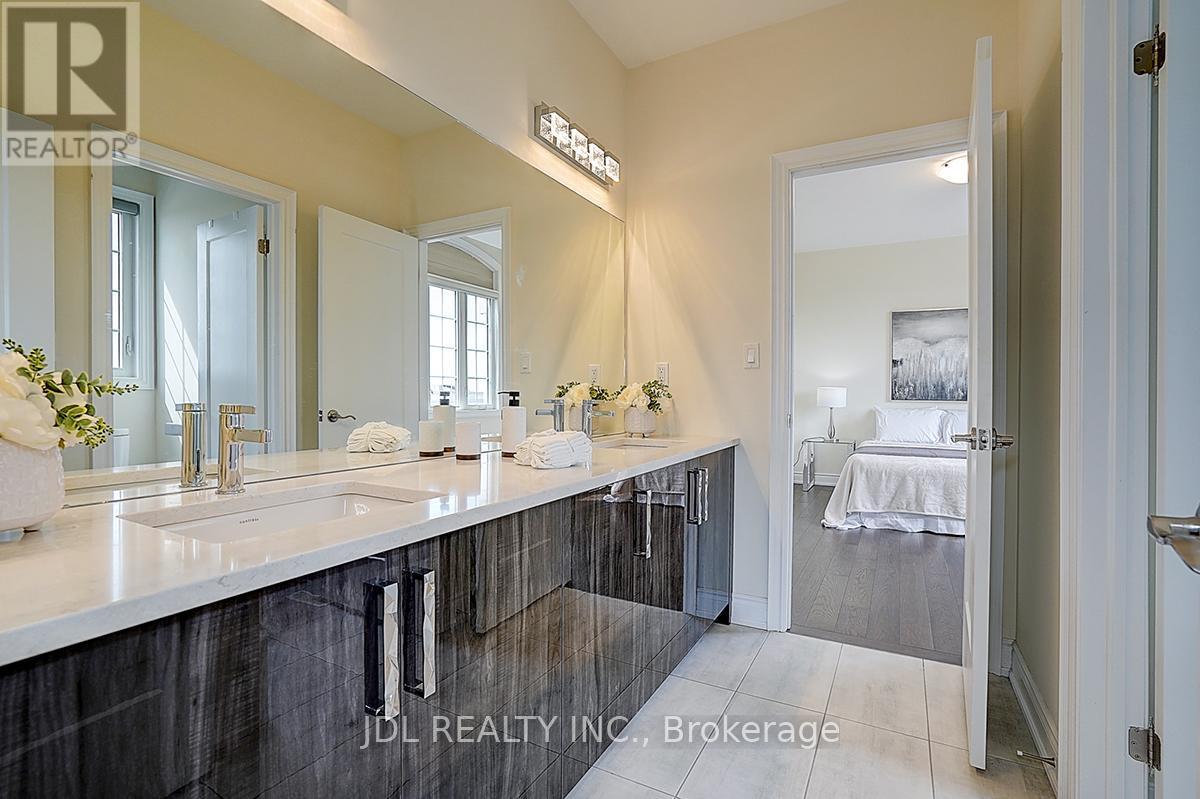 1 Alex Black Street, Vaughan, ON - Indoor Photo Showing Bathroom