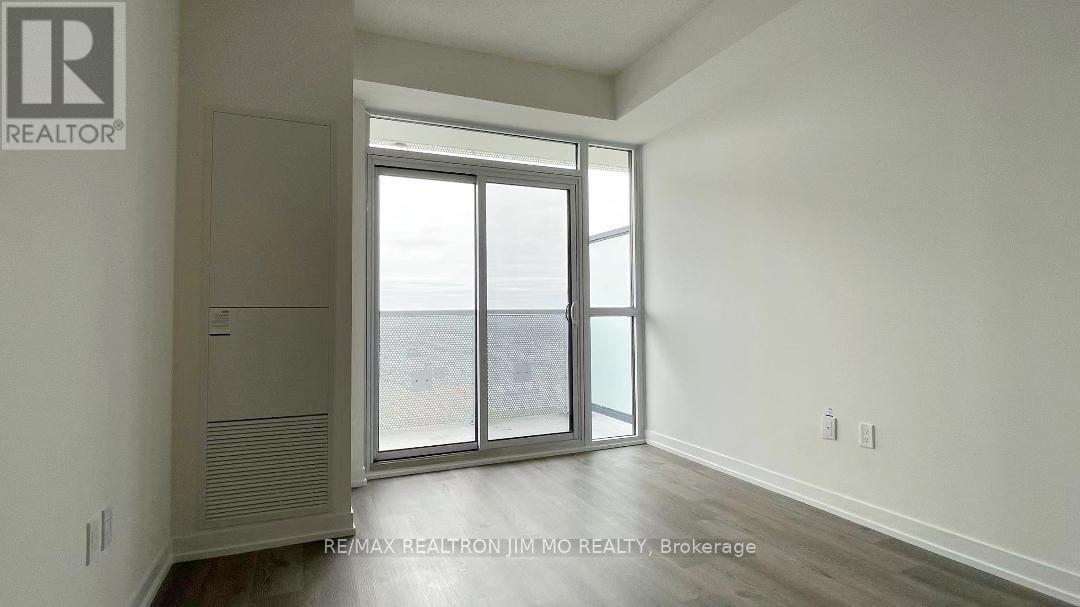 2903 - 8 Interchange Way, Vaughan, ON - Indoor Photo Showing Other Room