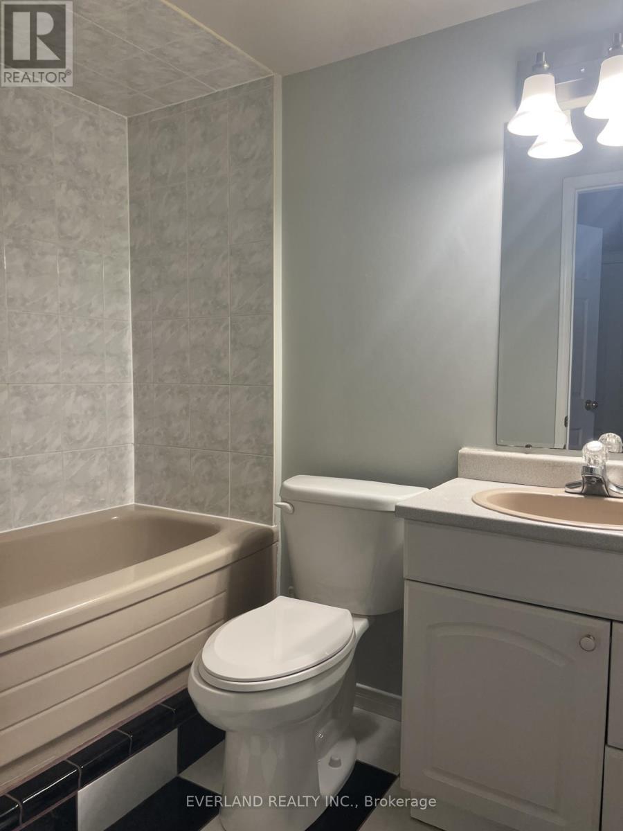 15 Orchid Road, Markham, ON - Indoor Photo Showing Bathroom