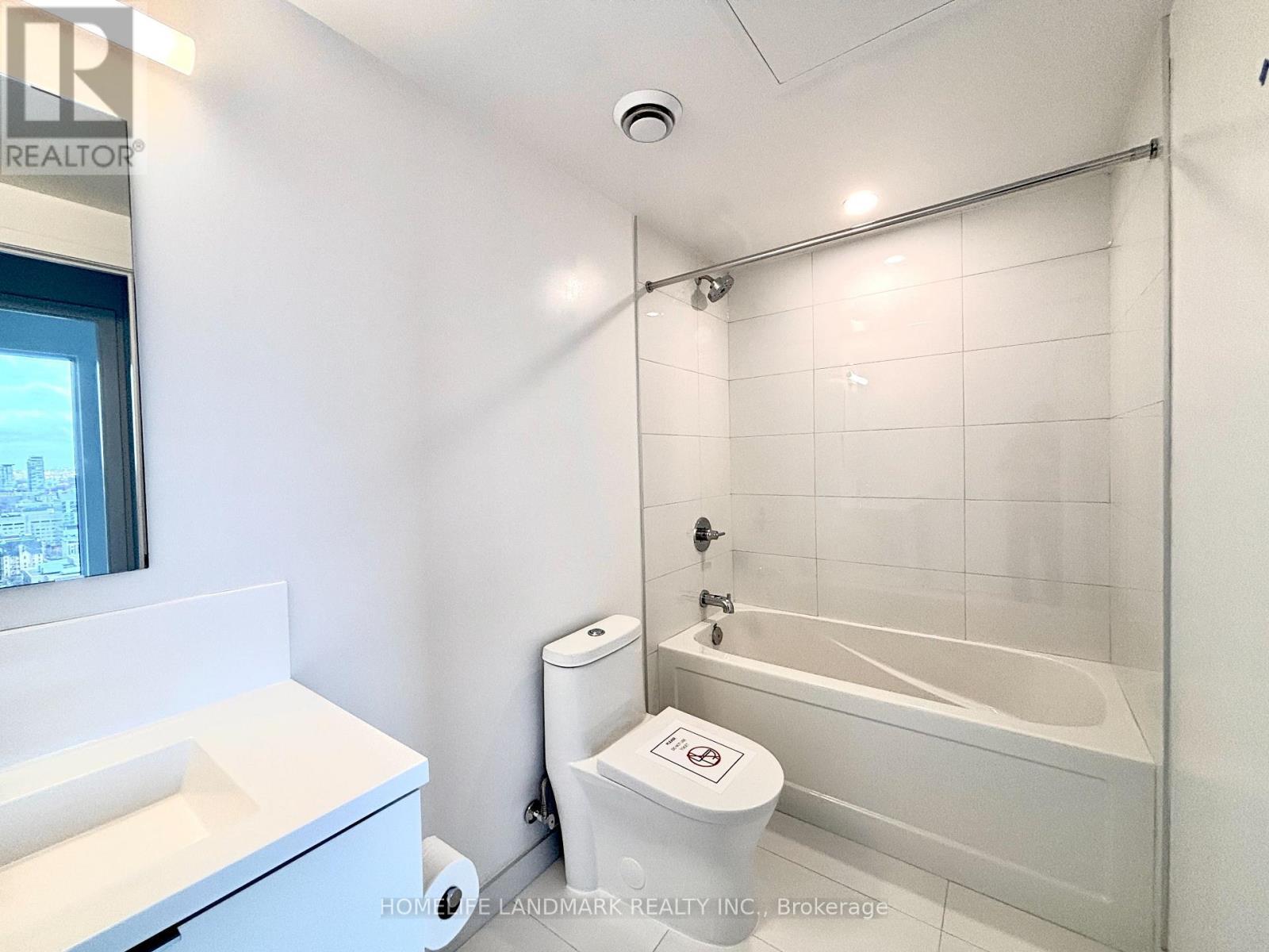 3101 - 238 Simcoe Street, Toronto, ON - Indoor Photo Showing Bathroom