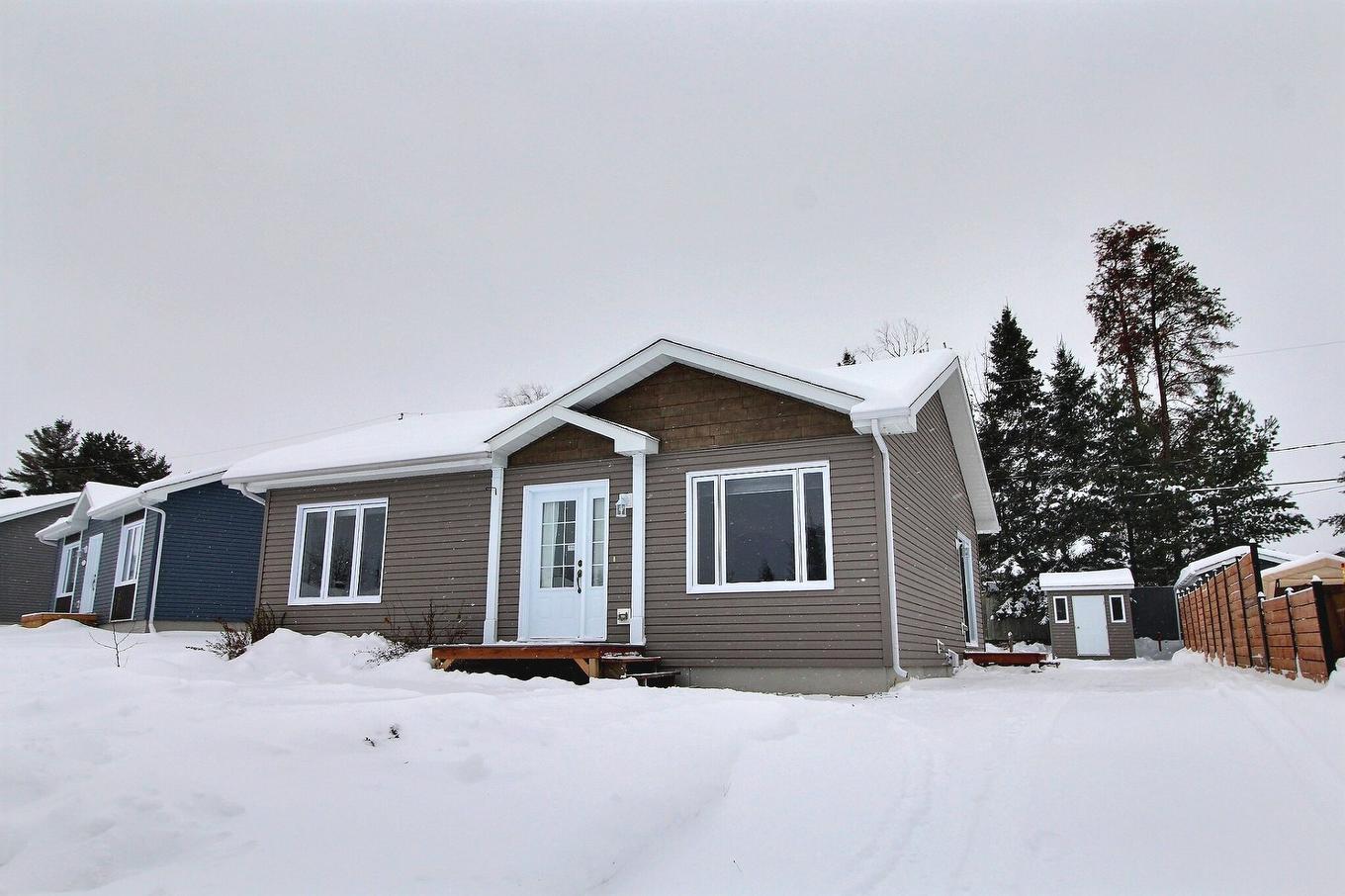 Façade - 25 Rue Sévigny, Val-D'Or, QC - Outdoor With Facade