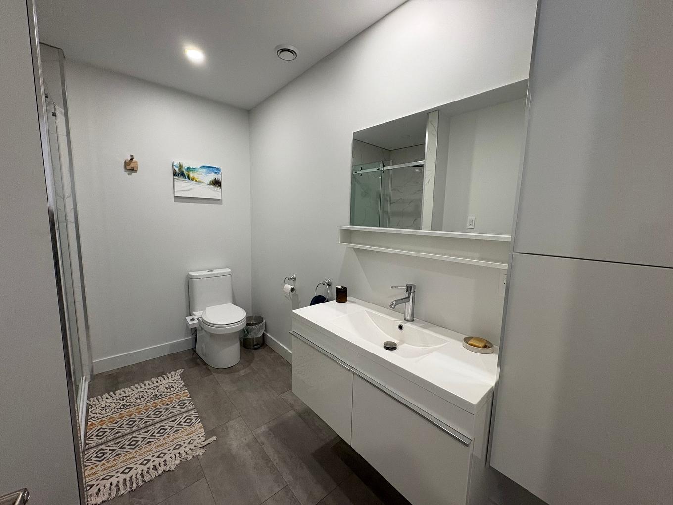 Bathroom - 6-664 Av. Ste-Bernadette, Rouyn-Noranda, QC - Indoor Photo Showing Bathroom