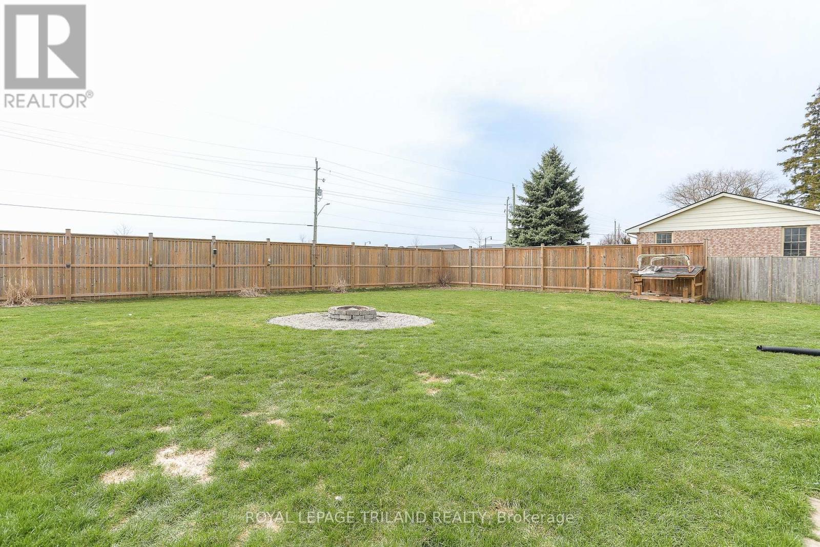 139 Coulter Ave Avenue, Central Elgin, ON - Outdoor