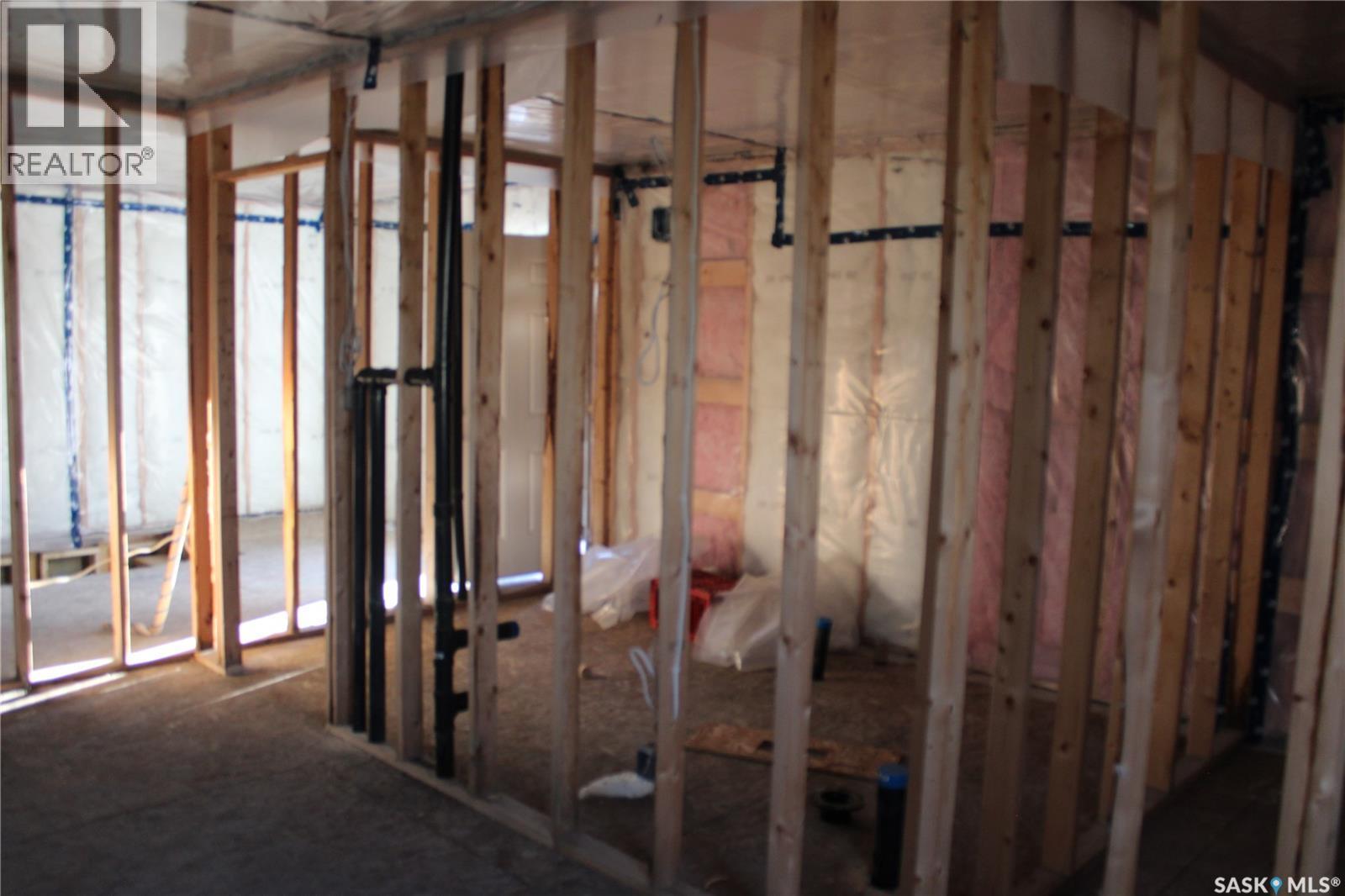 78 1St Street Sw, Wadena, SK - Indoor