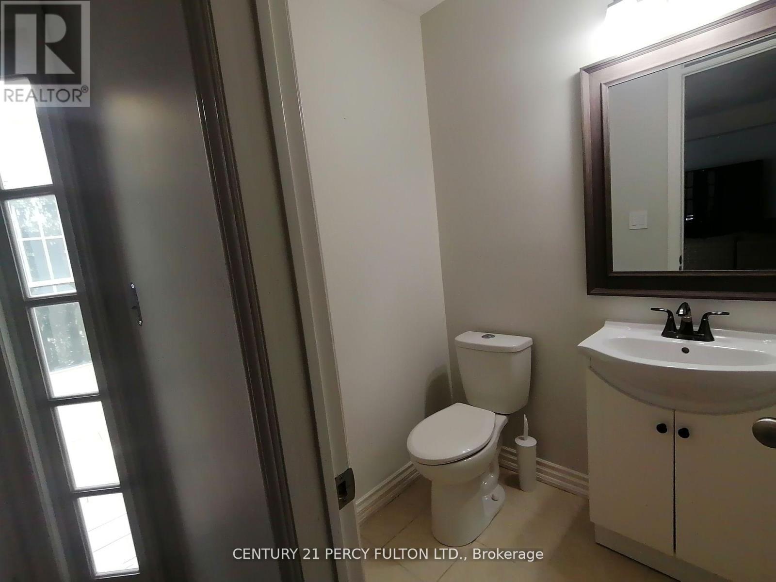 A11 - 1651 Nash Road, Clarington, ON - Indoor Photo Showing Bathroom