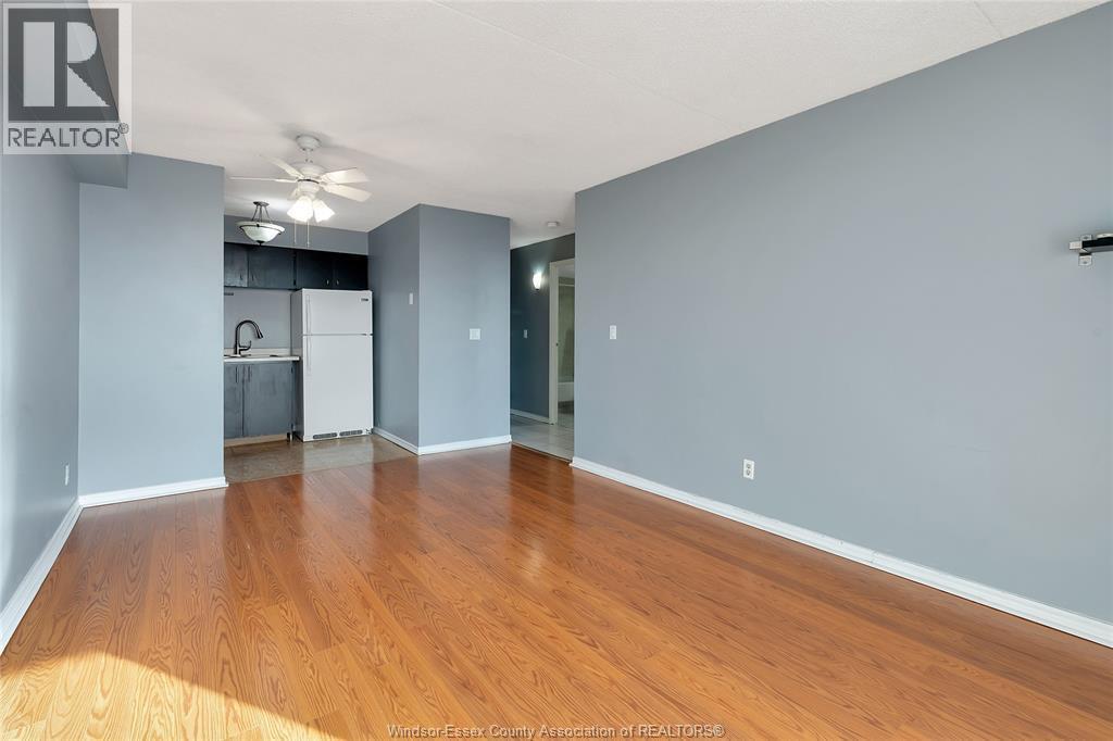 150 Park West Unit# 1414, Windsor, ON - Indoor Photo Showing Other Room