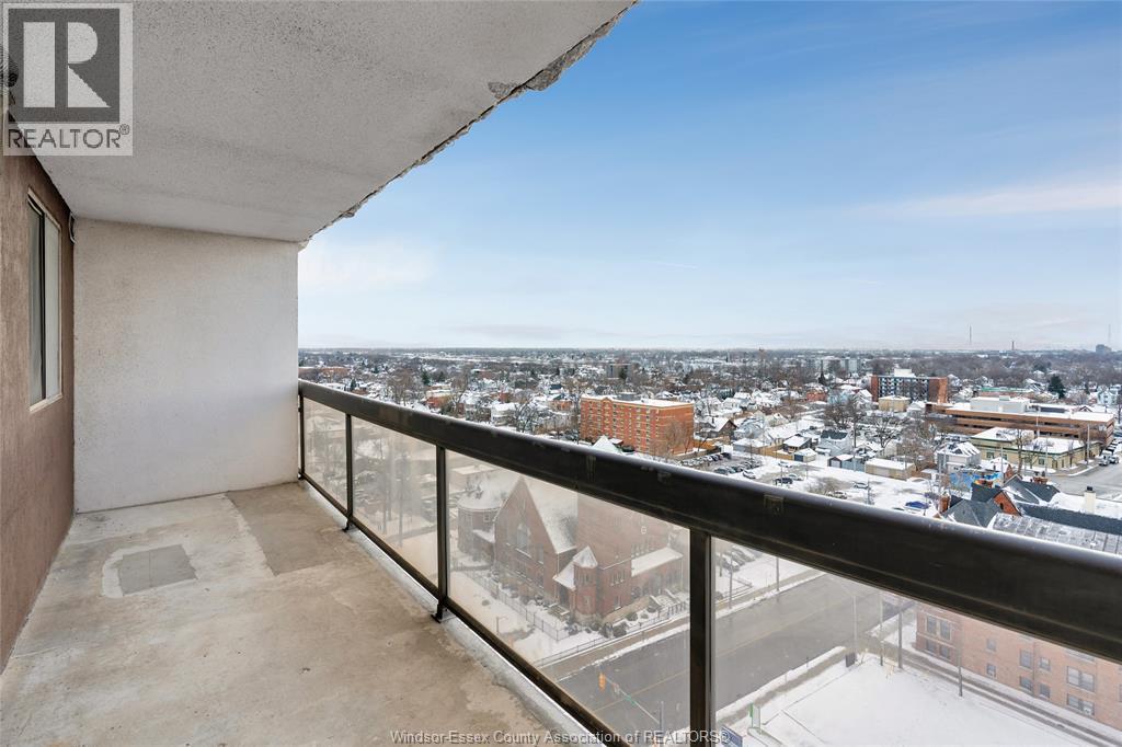 150 Park West Unit# 1414, Windsor, ON - Outdoor With Balcony With View With Exterior