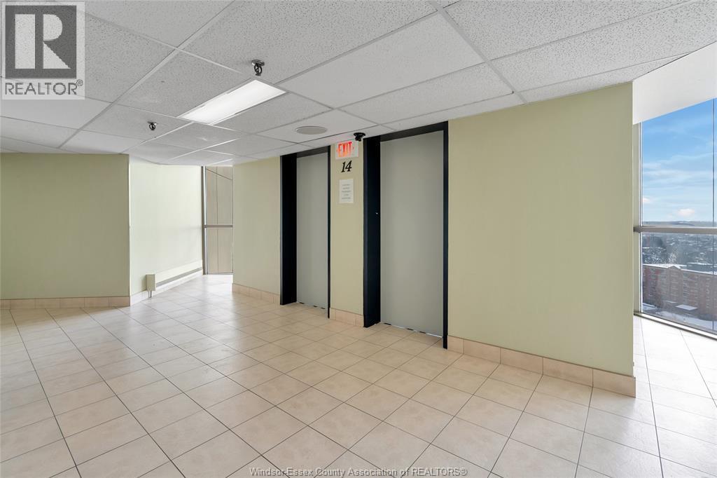 150 Park West Unit# 1414, Windsor, ON - Indoor Photo Showing Other Room