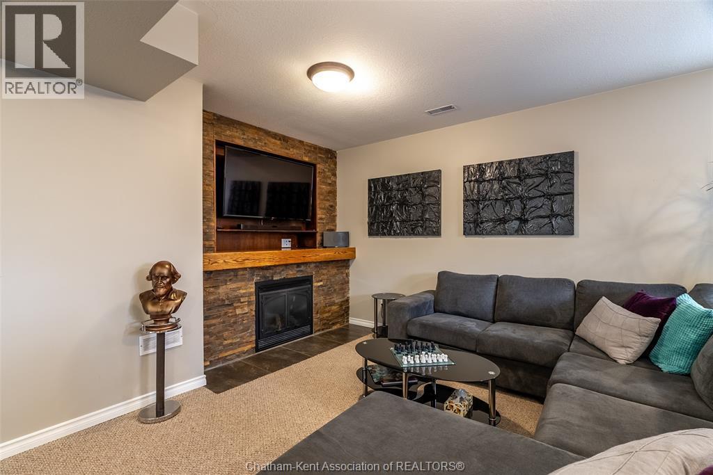 43 Greenfield Lane, Chatham, ON