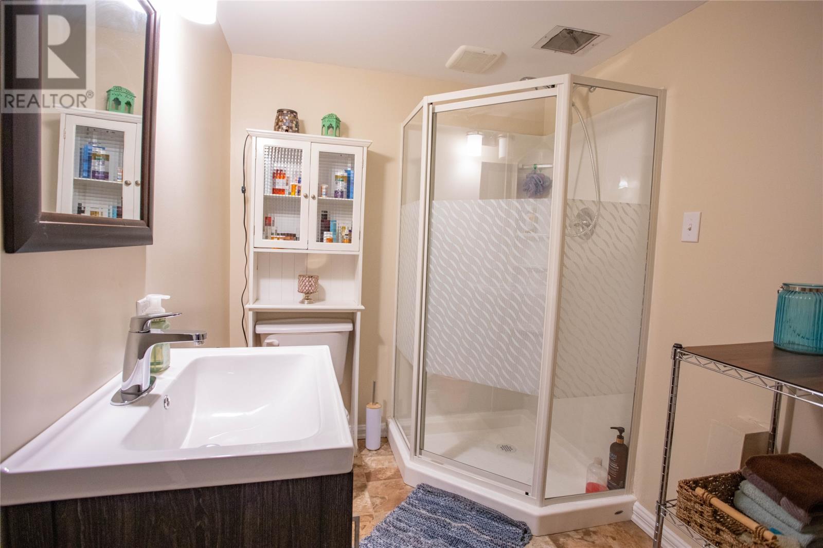 9-11 Pondside Road, Spaniards Bay, NL - Indoor Photo Showing Bathroom