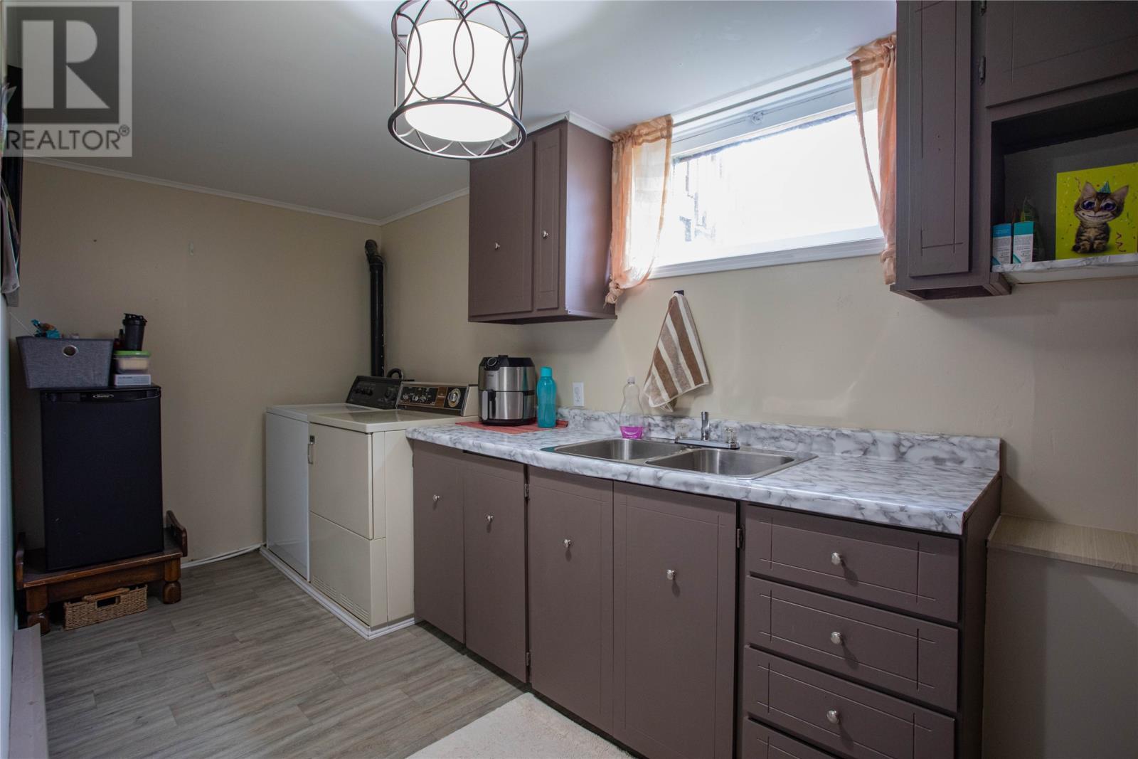9-11 Pondside Road, Spaniards Bay, NL - Indoor Photo Showing Laundry Room